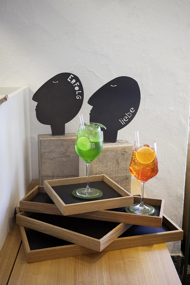 No 5 concept store