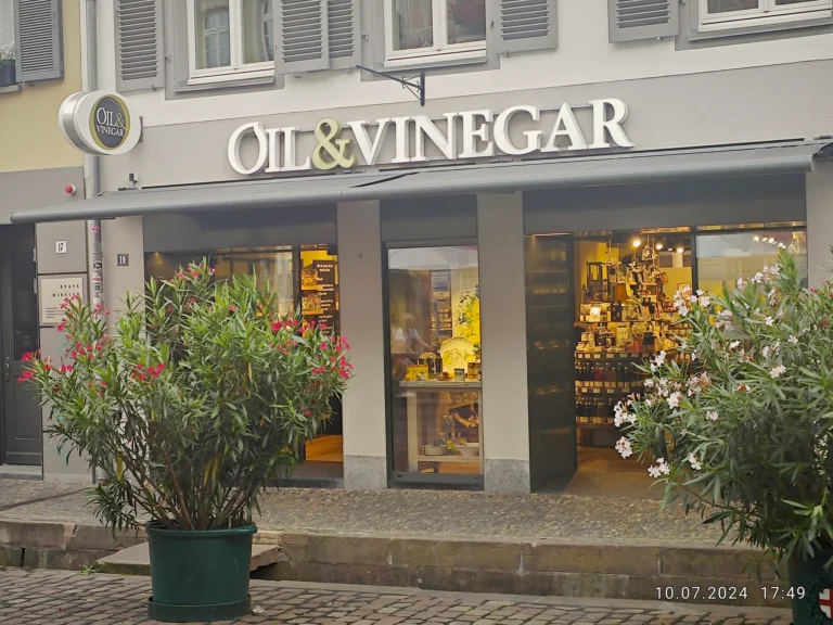 oil & vinegar